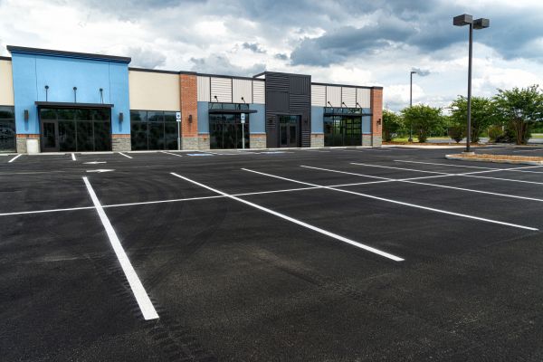 Cost of Parking Lot Blacktopping in Menifee